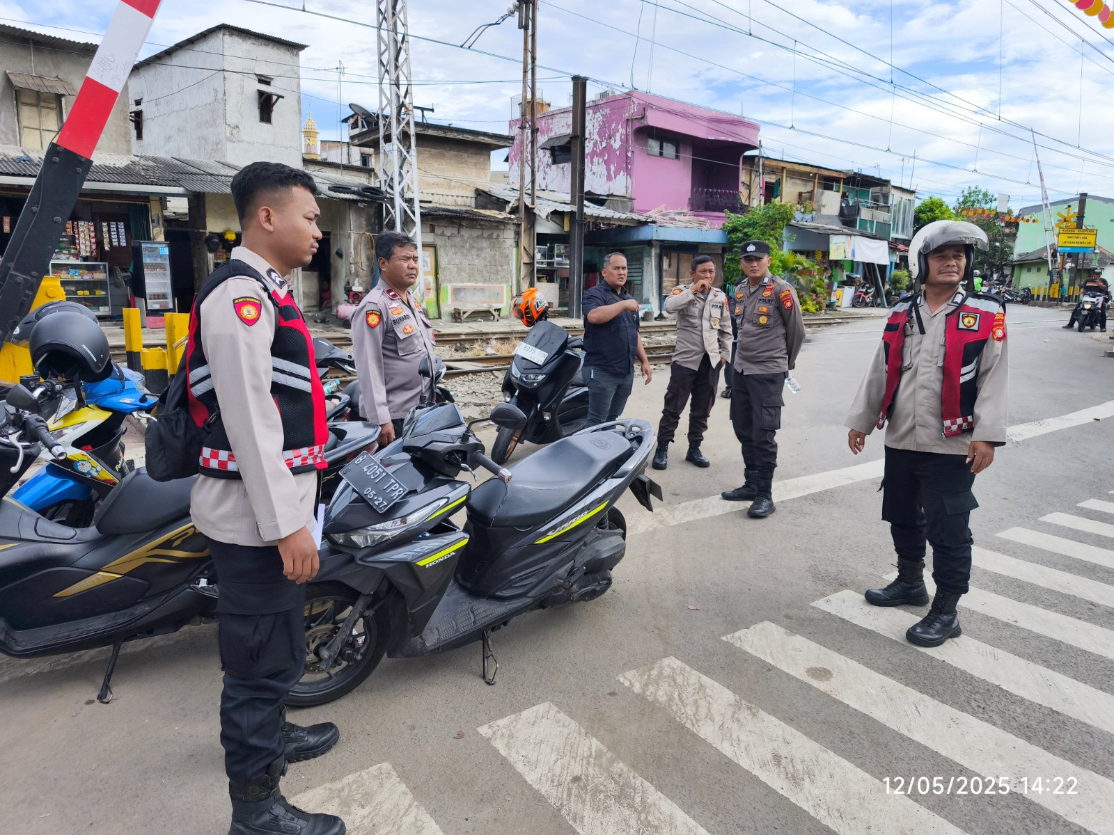 Polsek Pademangan Amankan Preman Berkedok Ormas dalam Operasi Brantas Jaya 2025