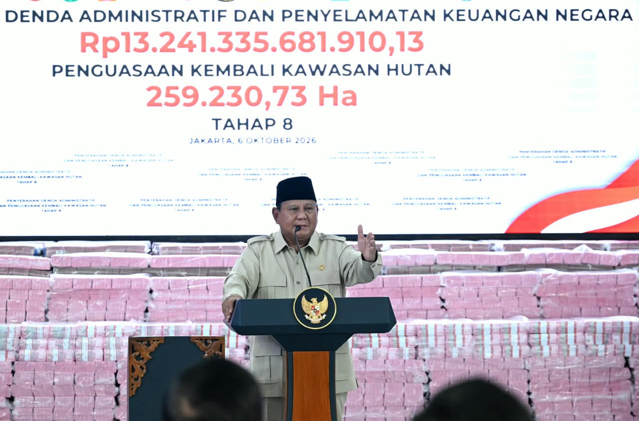 Panglima TNI Hadiri Penyerahan Hasil Penertiban Kawasan Hutan Tahap Kedelapan