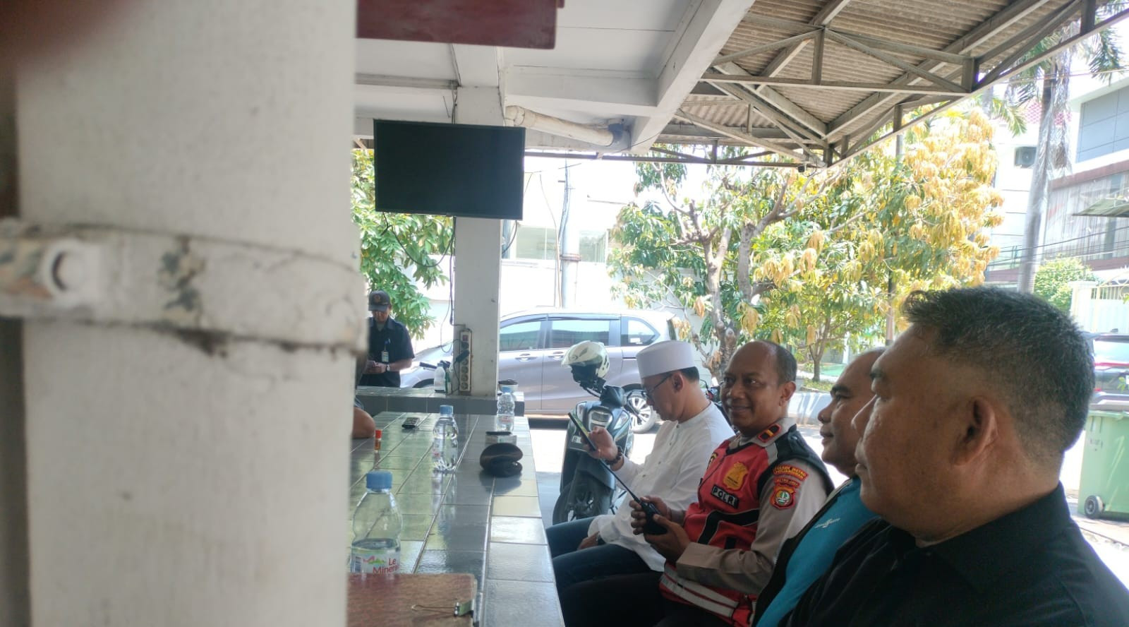 Jaga Jakarta, Polisi Intensifkan Patroli Sambang Dialogis di Wilayah Pluit