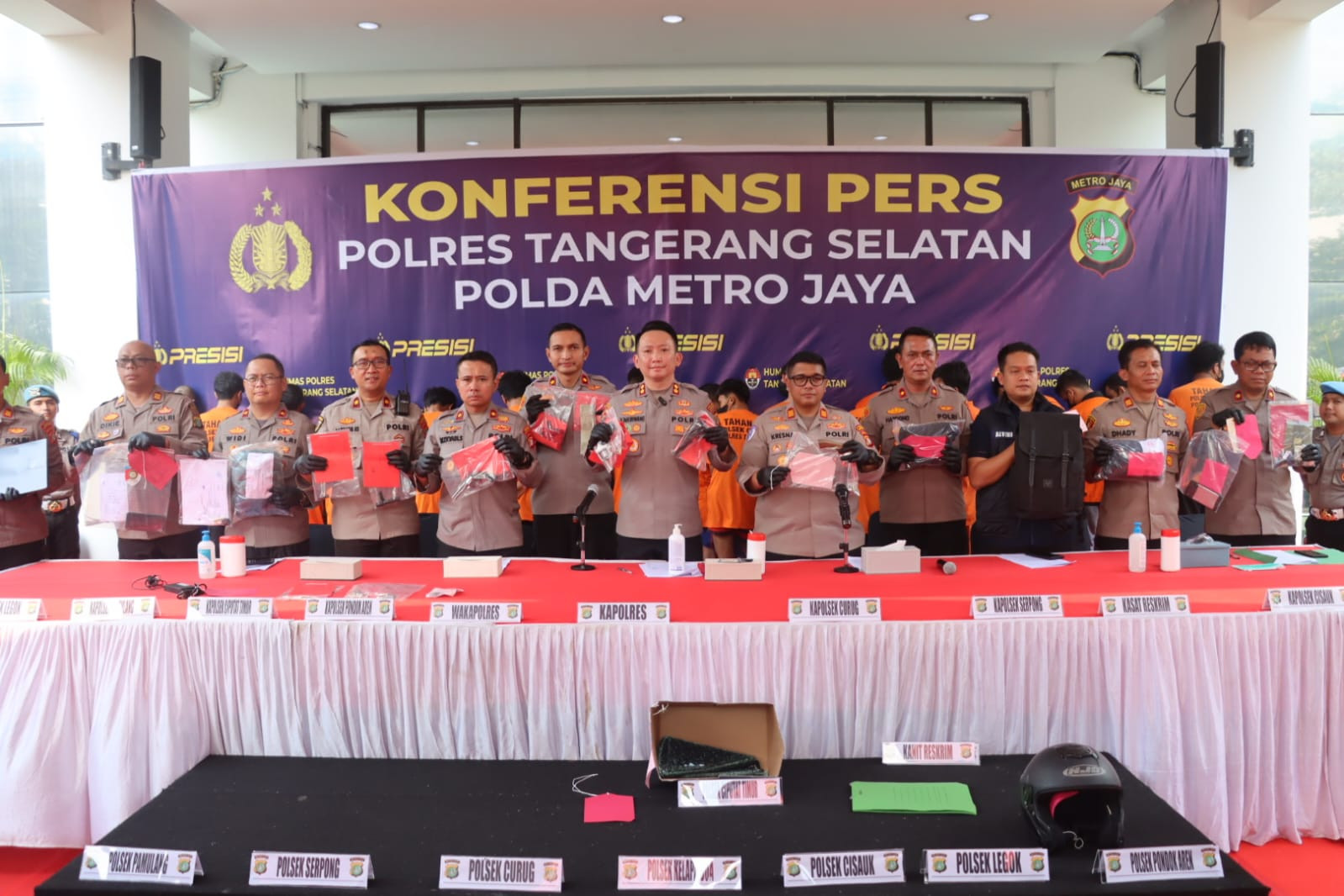 Polres Tangsel Tangkap 23 Tersangka Kejahatan Jalanan dan Curanmor Selama Maret–April 2025
