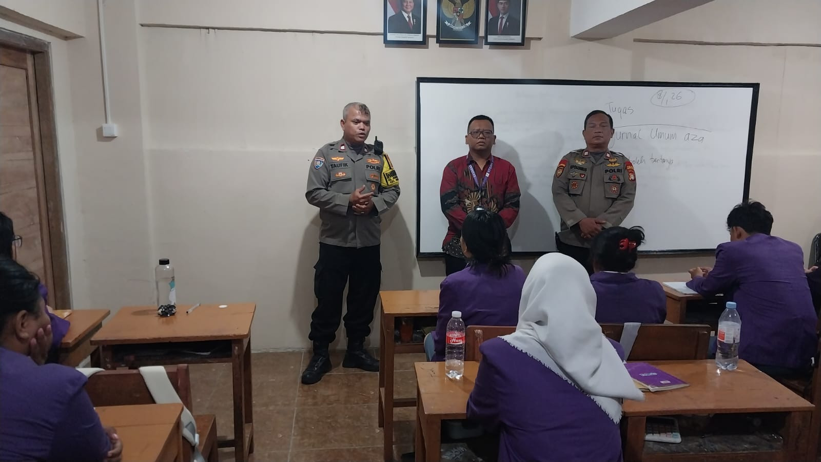 Polsek Pademangan Gelar Police Go To School, Tanamkan Anti Tawuran, Narkoba, dan Bijak Bermedsos