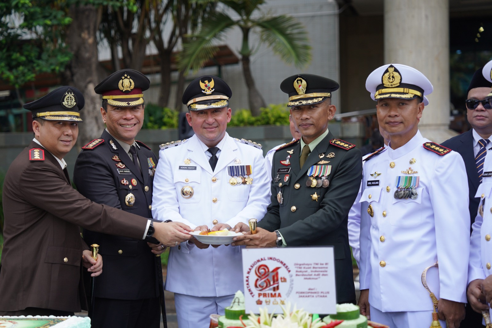 HUT ke-81 TNI, Dandim 0502/JU Tegaskan Kekuatan TNI Bersama Rakyat