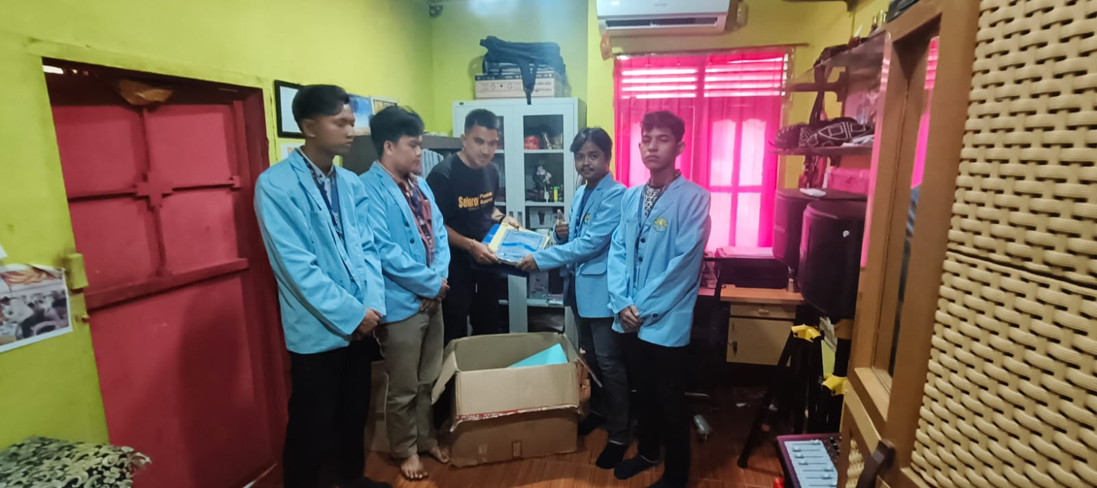 Sinergi untuk Literasi, Lembaga Tepak Sirih Sambut Kunjungan Dosen dan Mahasiswa KKN Universitas Riau