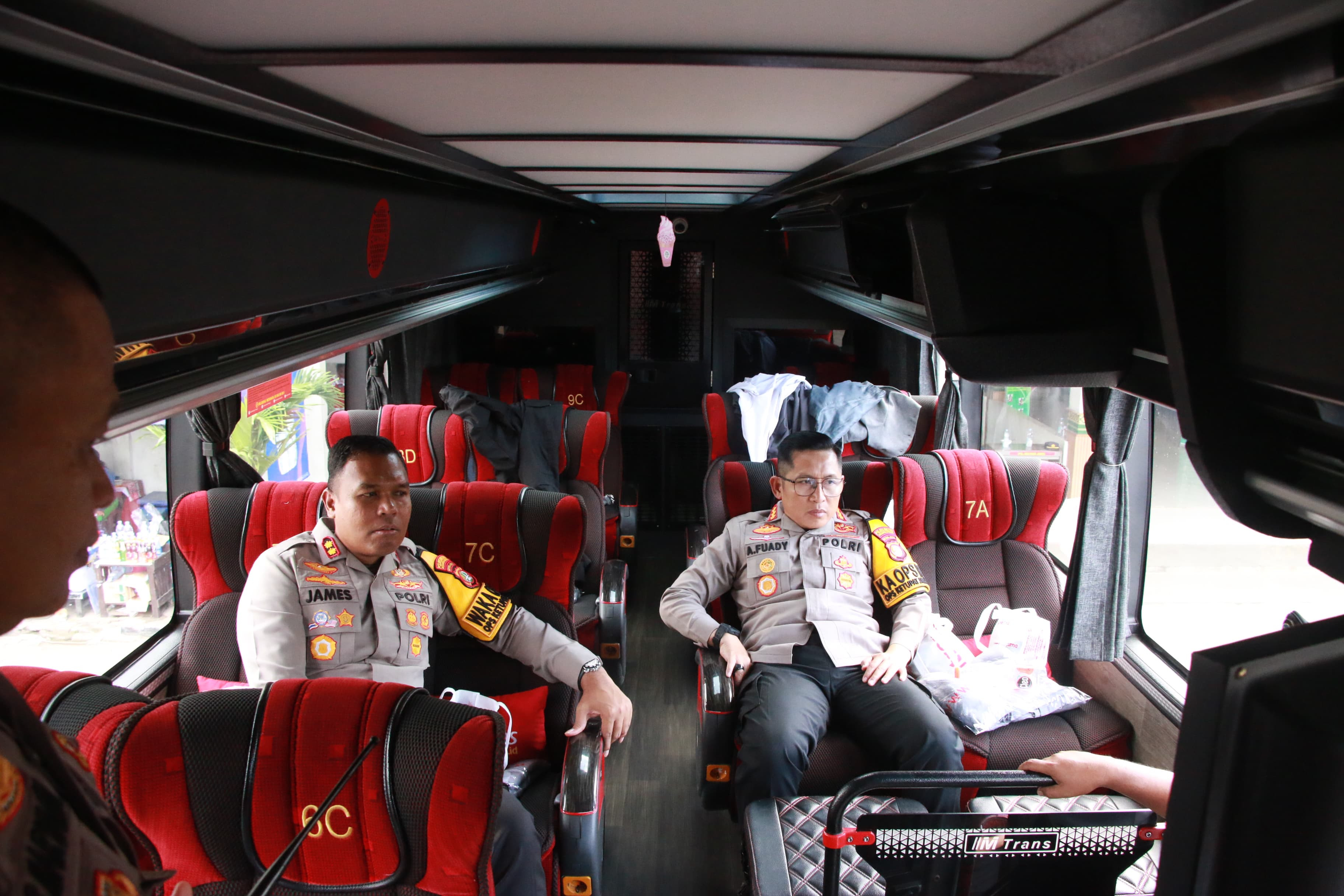 Kapolres Metro Jakarta Utara Tinjau Pospam Terpadu Idul Fitri 2025 di Terminal Bus Tanjung Priok