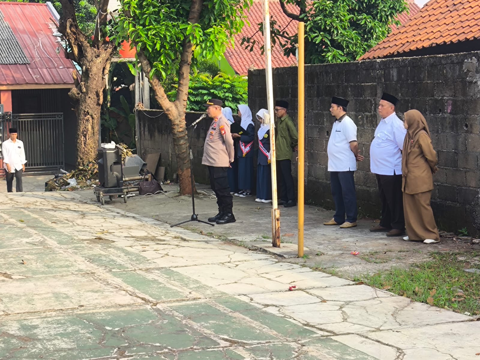 Cegah Tawuran dan Narkoba, Polsek Jatiasih Masifkan Program 'Police Go To School' di MTS Al Hidayah