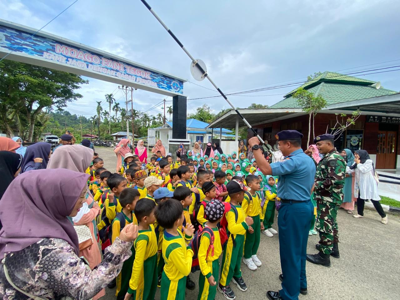 Lanal Simeulue Gencar Tanamkan Nilai Kemaritiman Kepada Generasi Penerus Bangsa