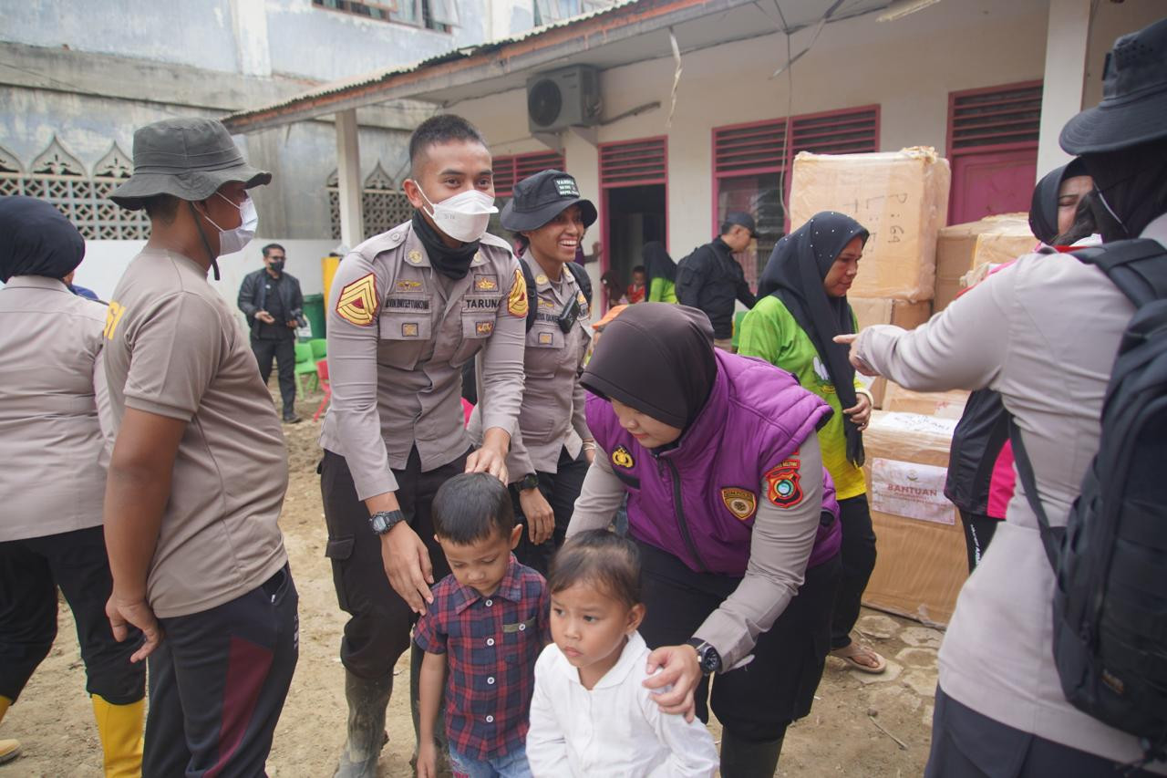 Taruni Akpol Gelar Trauma Healing bagi Siswa TK Bhayangkari Terdampak Banjir di Aceh Tamiang