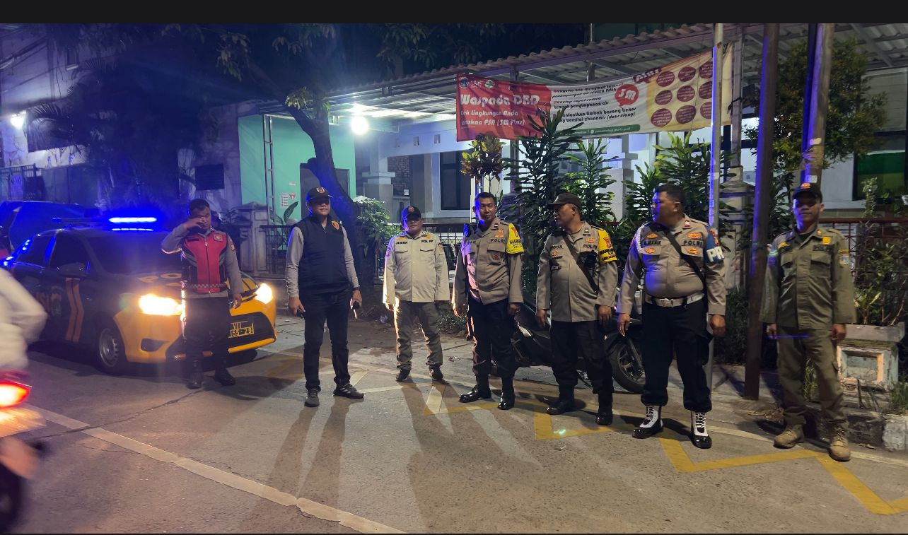 Polsek Koja Gelar Patroli Skala Besar, Wujudkan Keamanan Malam di Jakarta Utara