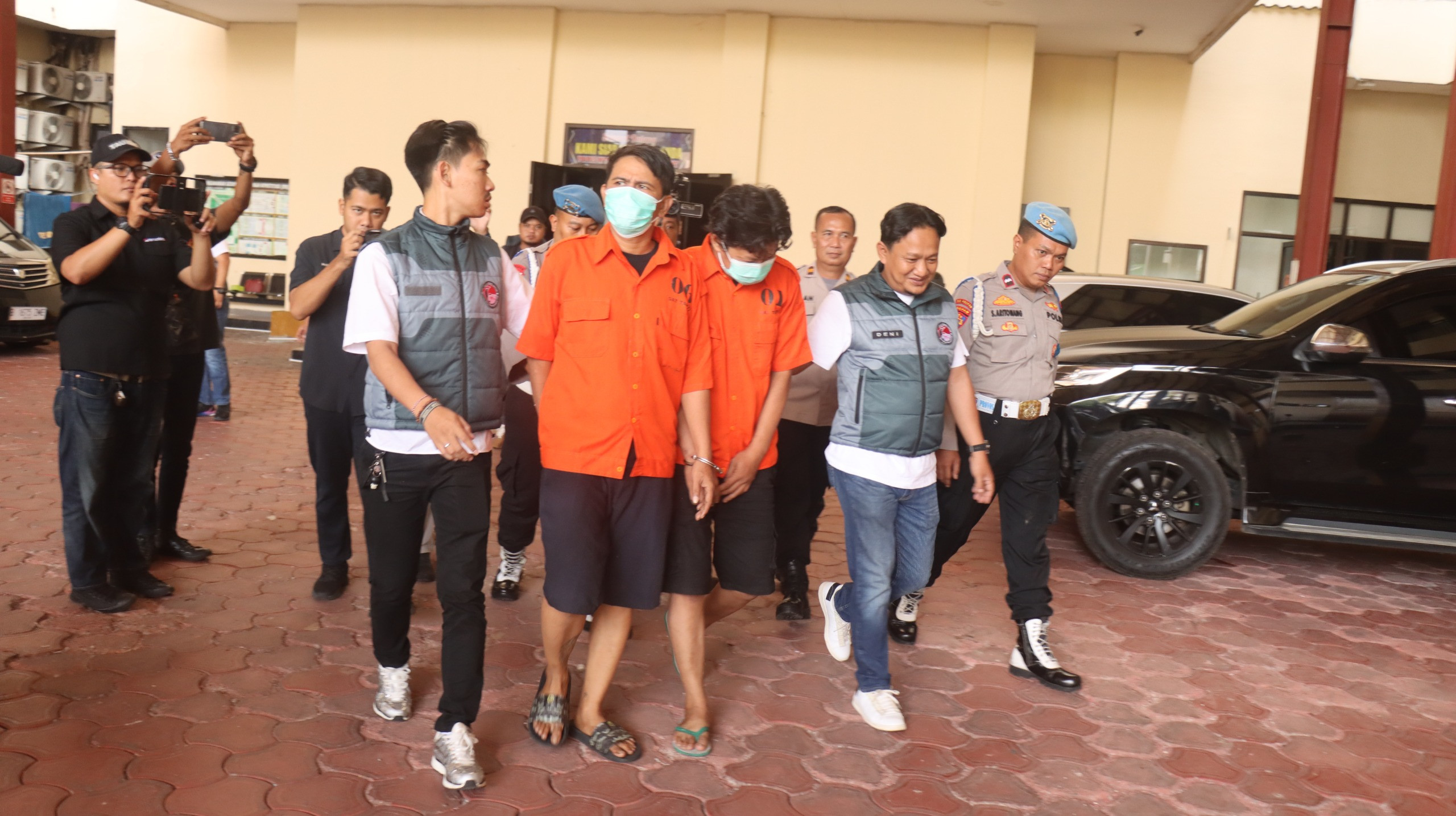 Dua Pria di Cakung Simpan 53 Kg Ganja, Jaringan Diduga Berasal dari Aceh