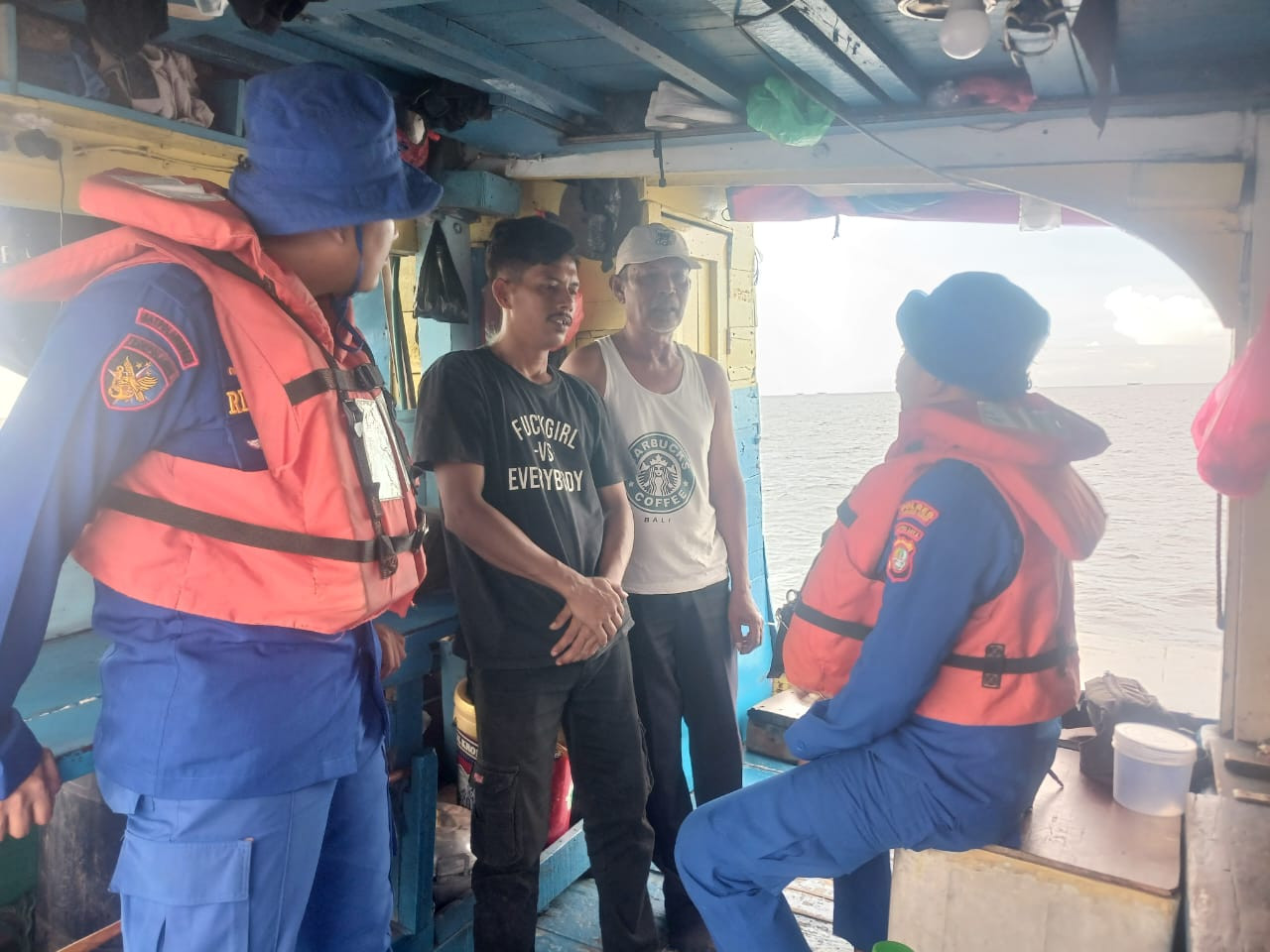 Satpolairud Polres Kepulauan Seribu Gencarkan Patroli Laut: Cegah Premanisme dan Perompakan, Warga Diimbau Waspada Cuaca