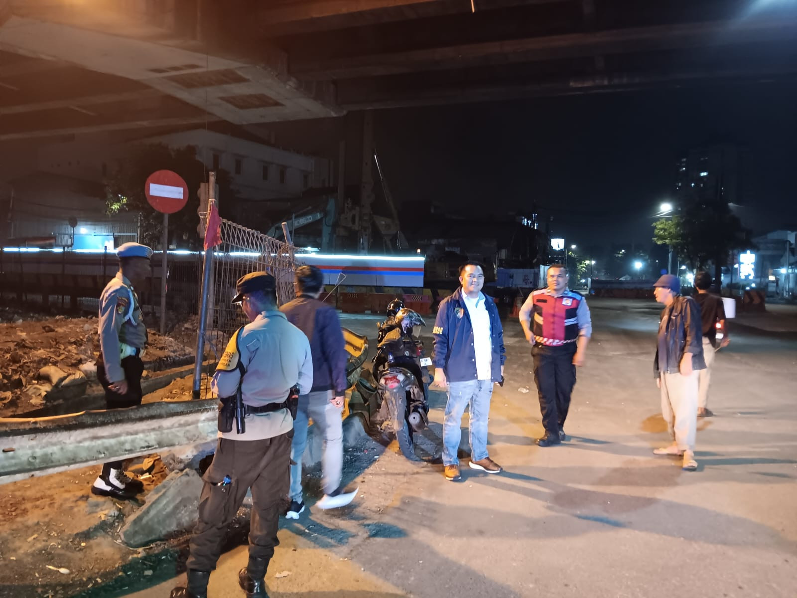 Polsek Metro Penjaringan Gelar Patroli KRYD Tengah Malam, Cegah Tawuran hingga Kejahatan Jalanan
