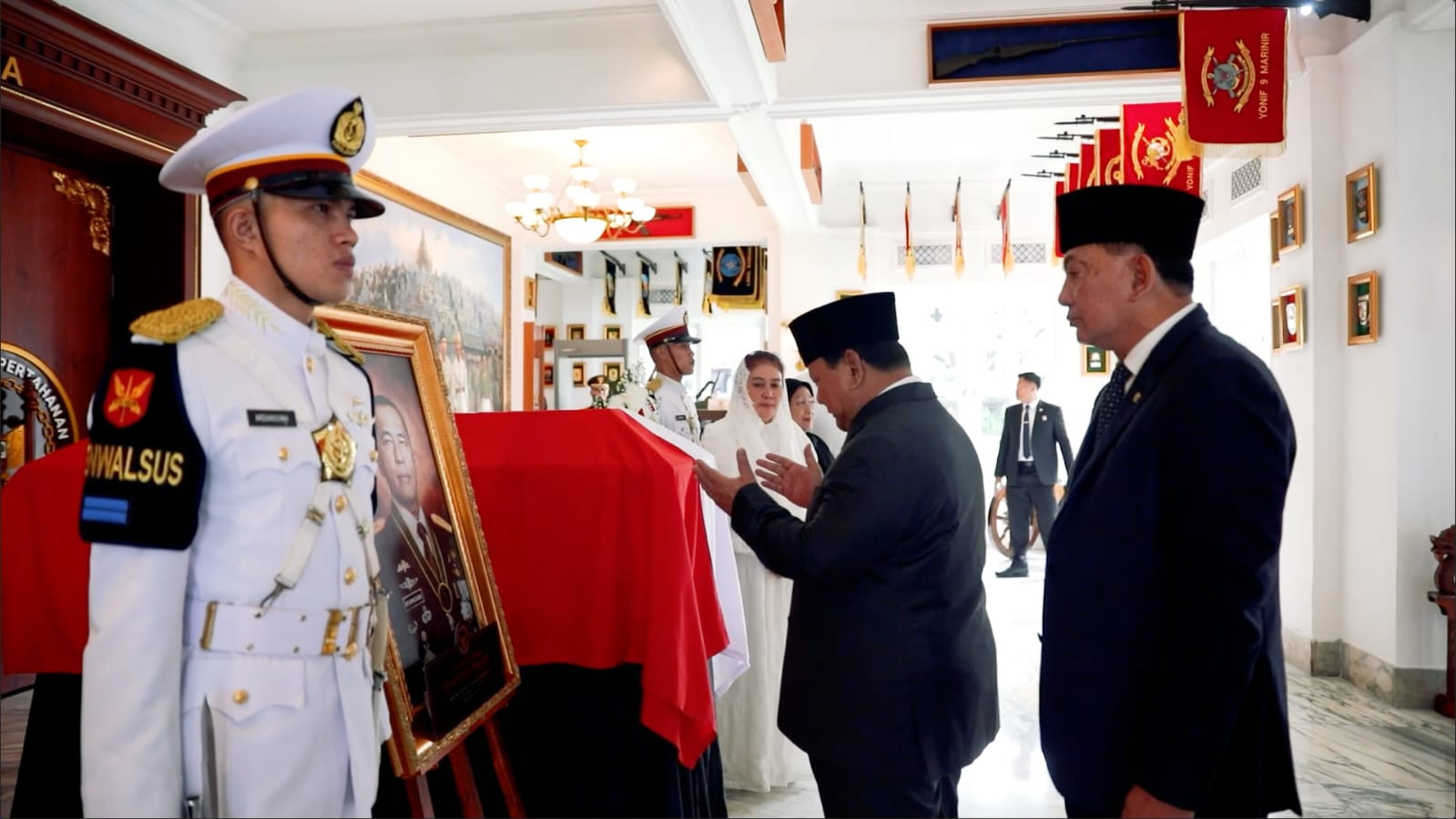 Prabowo Beri Penghormatan Terakhir bagi Ryamizard Ryacudu
