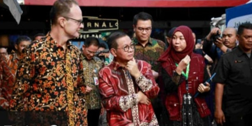 Hadiri Pembukaan Jakarta Urban Mobility Festival, Gubernur Pramono Ajak Warga Gunakan Transportasi Publik