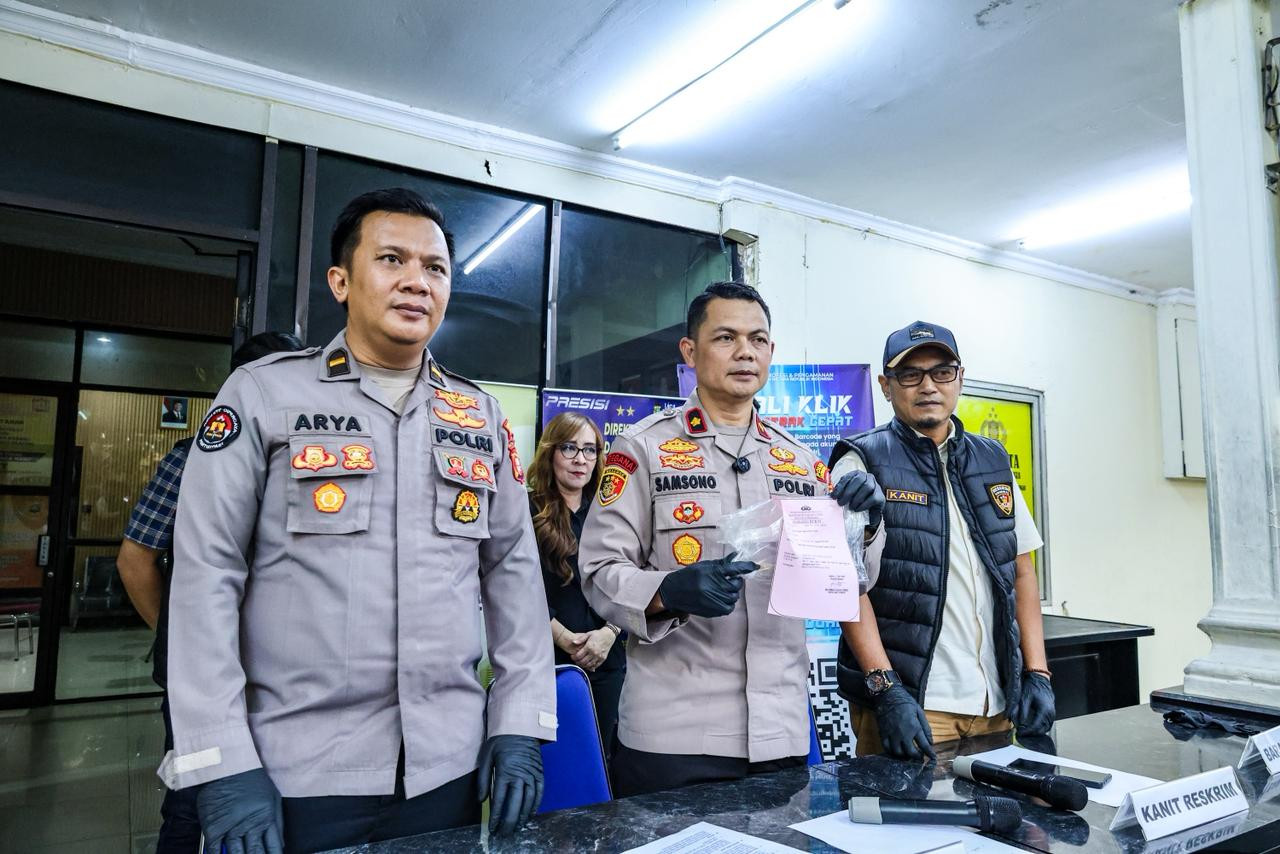 Polisi Gerak Cepat! 2 Copet Viral di Jatinegara Ditangkap dalam Hitungan Jam, Sebuah Sajam Disita