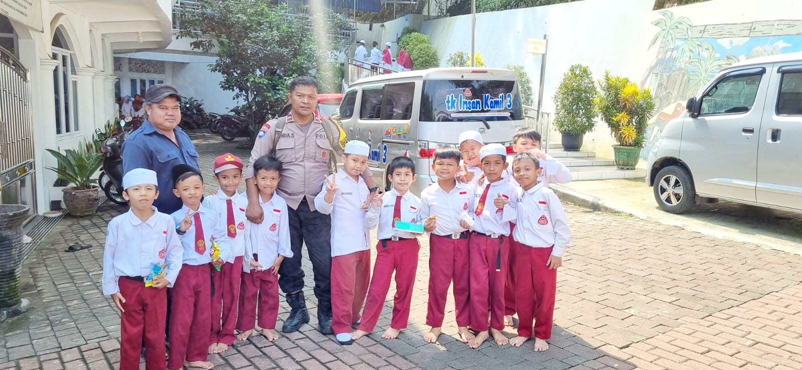Bhabinkamtibmas Polsek Dramaga Laksanakan Giat Polisi Sahabat Anak, Wujud Pelayanan Polri kepada Masyarakat