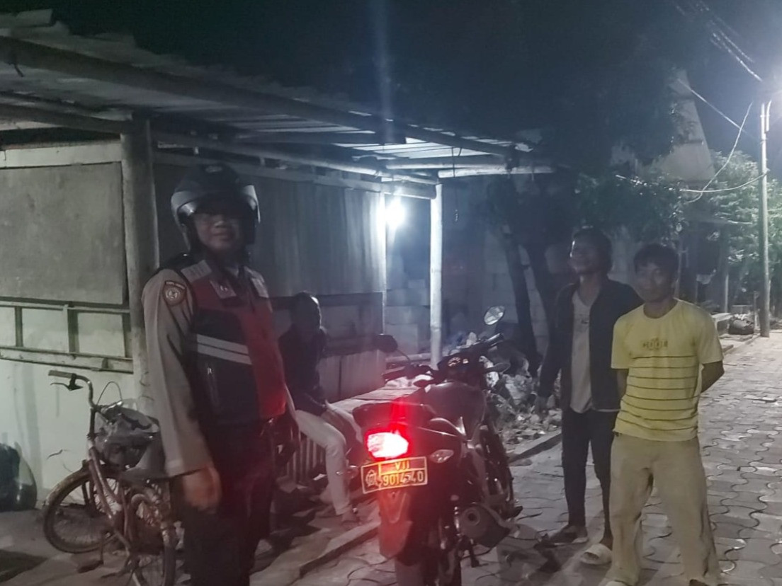 Patroli Malam Perintis Presisi Pulau Pari, Cegah Gangguan Kamtibmas dan Jaga Kenyamanan Wisatawan