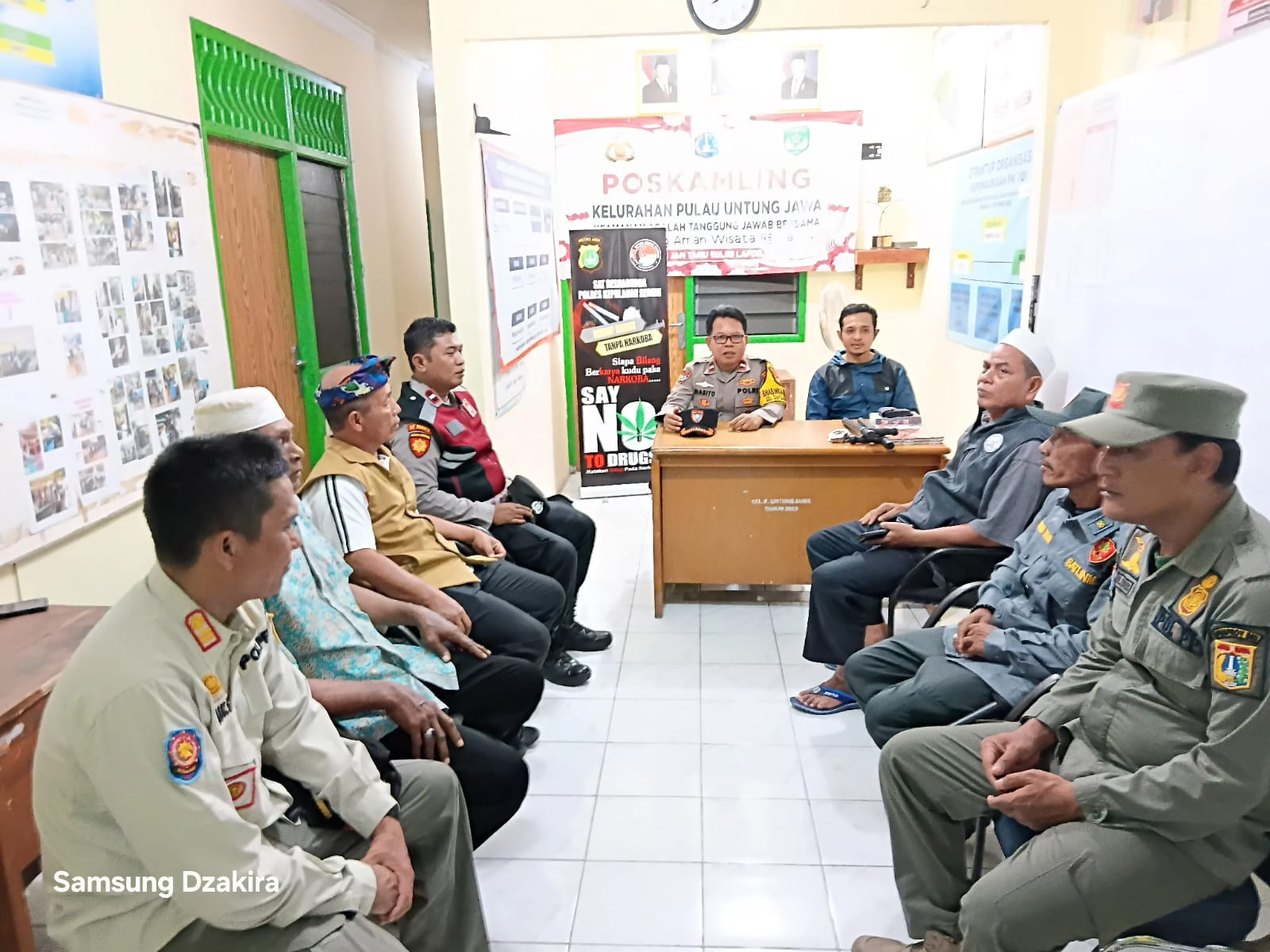Polsek Kepulauan Seribu Selatan Gelar Pemantauan dan Pembinaan Pos Kamling di Tiga Kelurahan