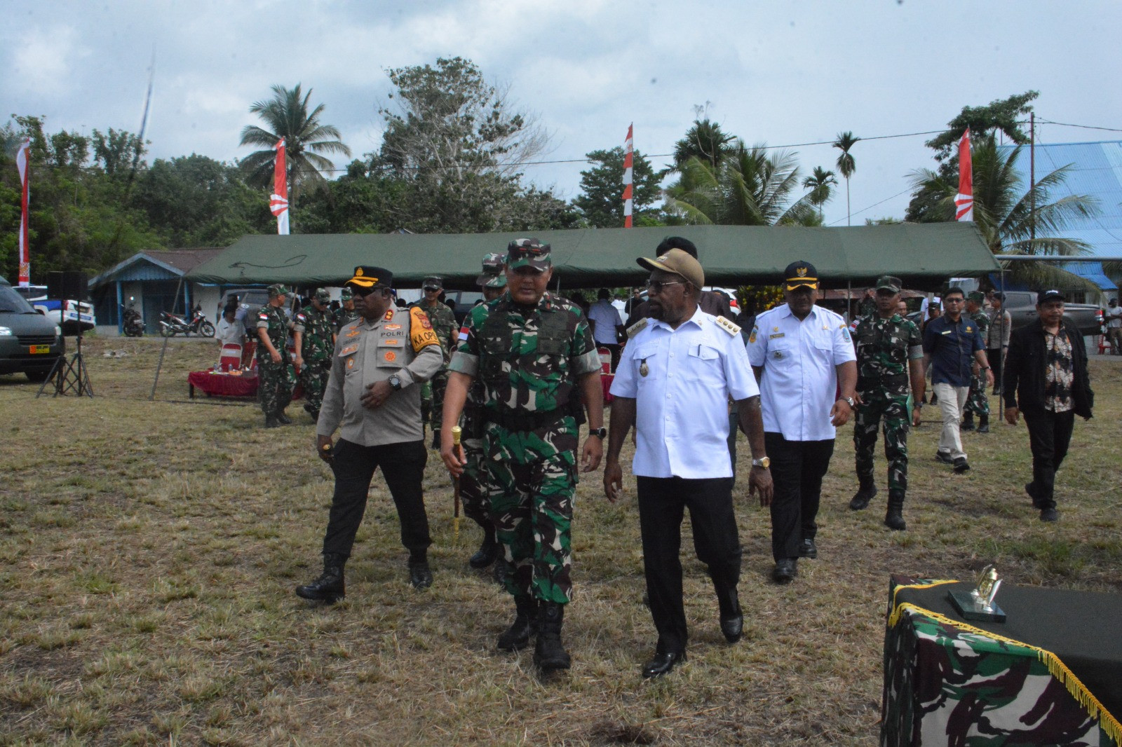 TMMD Sukses Bangun Kampung Bring, Danrem 172/PWY Resmi Tutup TMMD ke-124