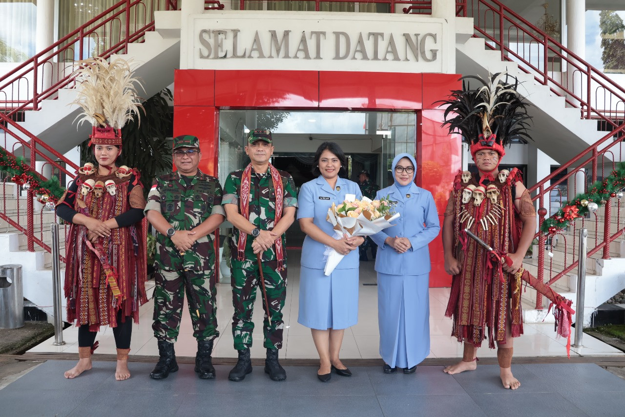 Jelang Kunjungan Kerja Kasau, Pangkoops Udara II Tinjau Kesiapan Lanud Sam Ratulangi Manado