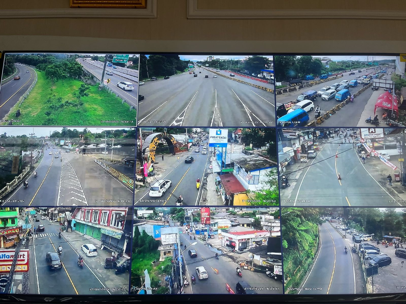 Kapolres Bogor Pantau Arus Lalu Lintas di Jalur Puncak Saat Hari Pertama Lebaran