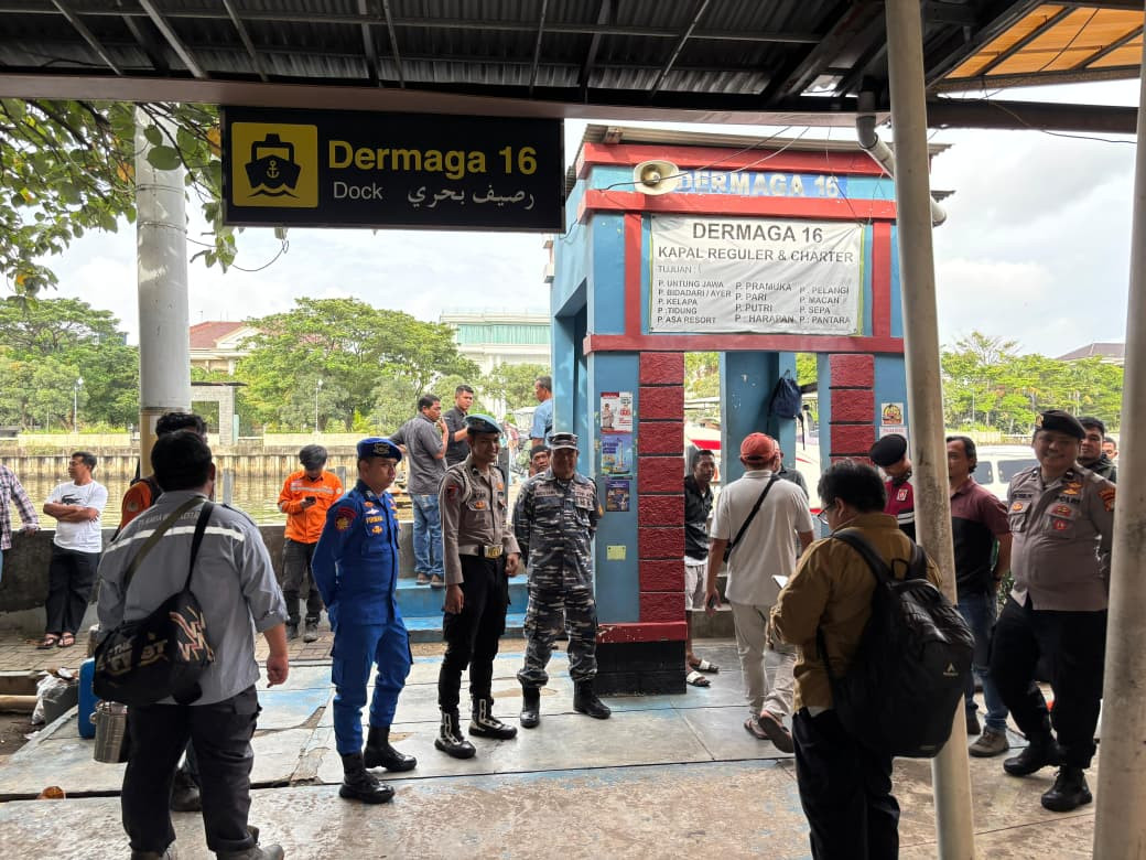 Polres Kepulauan Seribu Gelar Strong Point Humanis di Dermaga Marina Ancol, Jaga Keselamatan Penumpang