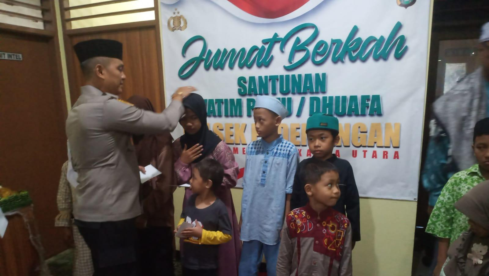 Polsek Pademangan Gelar Pengajian dan Santunan Anak Yatim untuk Keberkahan dan Keselamatan Tugas
