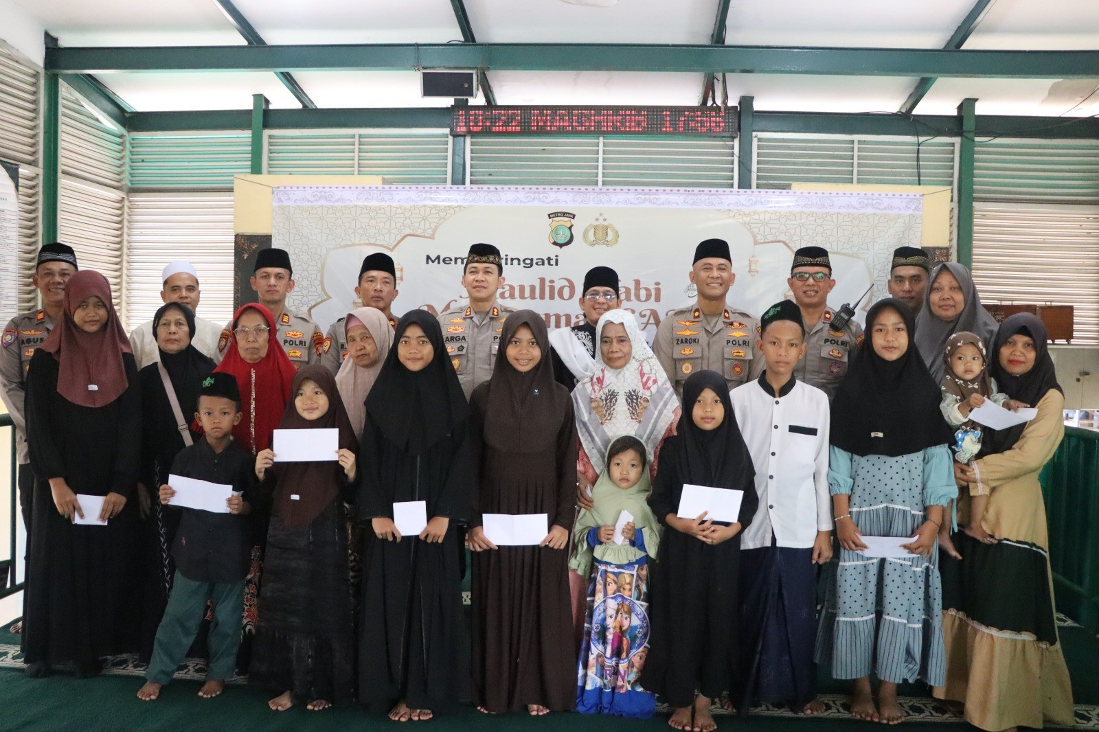 Polres Kepulauan seribu memperingati Maulid Nabi dengan Doa Bersama Ojol dan Sabuk Kamtibmas untuk Jakarta Aman dan Damai
