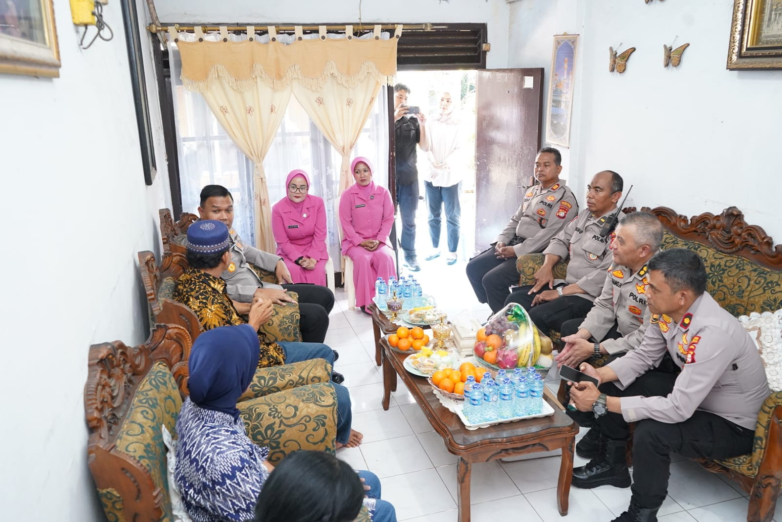 Anjangsana Polres Metro Jakarta Utara: Wujud Kepedulian di HUT Bhayangkara ke-79
