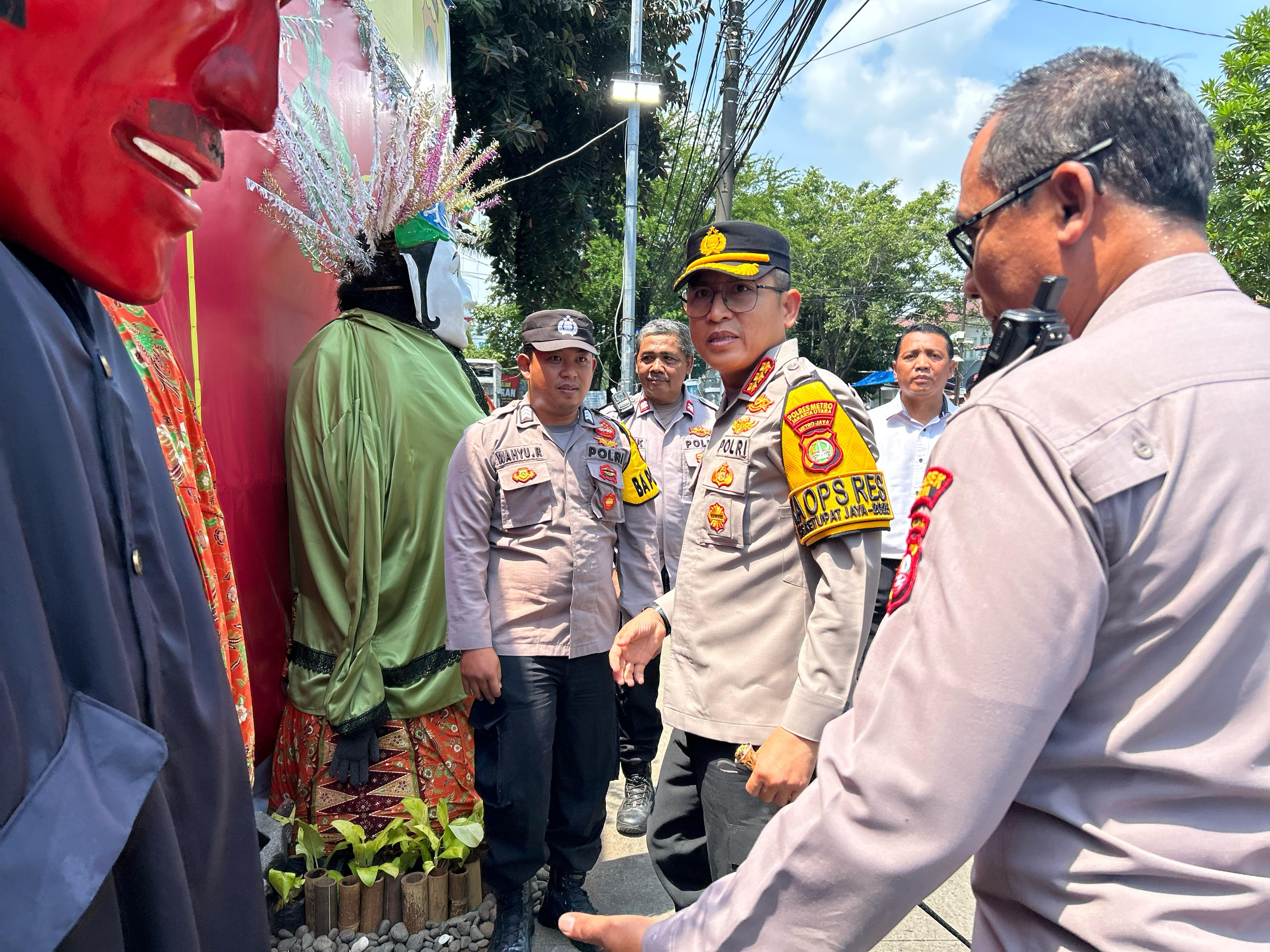 Kapolres Metro Jakarta Utara Tinjau Langsung Pos PAM Idul Fitri 2025 di Islamic Centre Koja