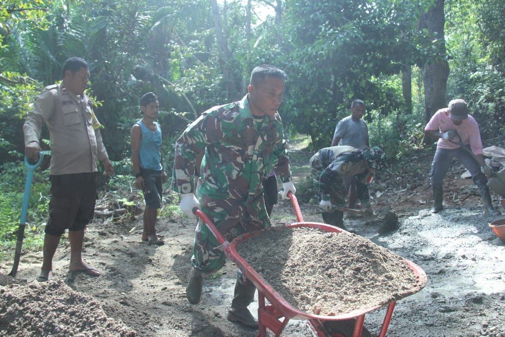 Sinergitas TNI-Polri Dalam TMMD Ke-123 Kodim 1510/Sula