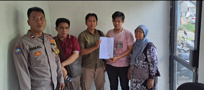 Problem Solving Bhabinkamtibmas Kelurahan Jati Bening