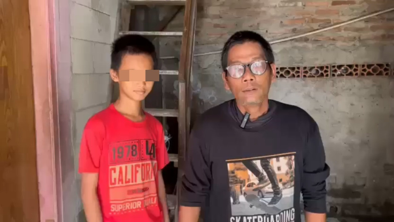 Orang Tua Bocah yang Diselamatkan Polisi di Koja: “Terima Kasih Sebesar-besarnya, Anak Saya Sudah Sehat”
