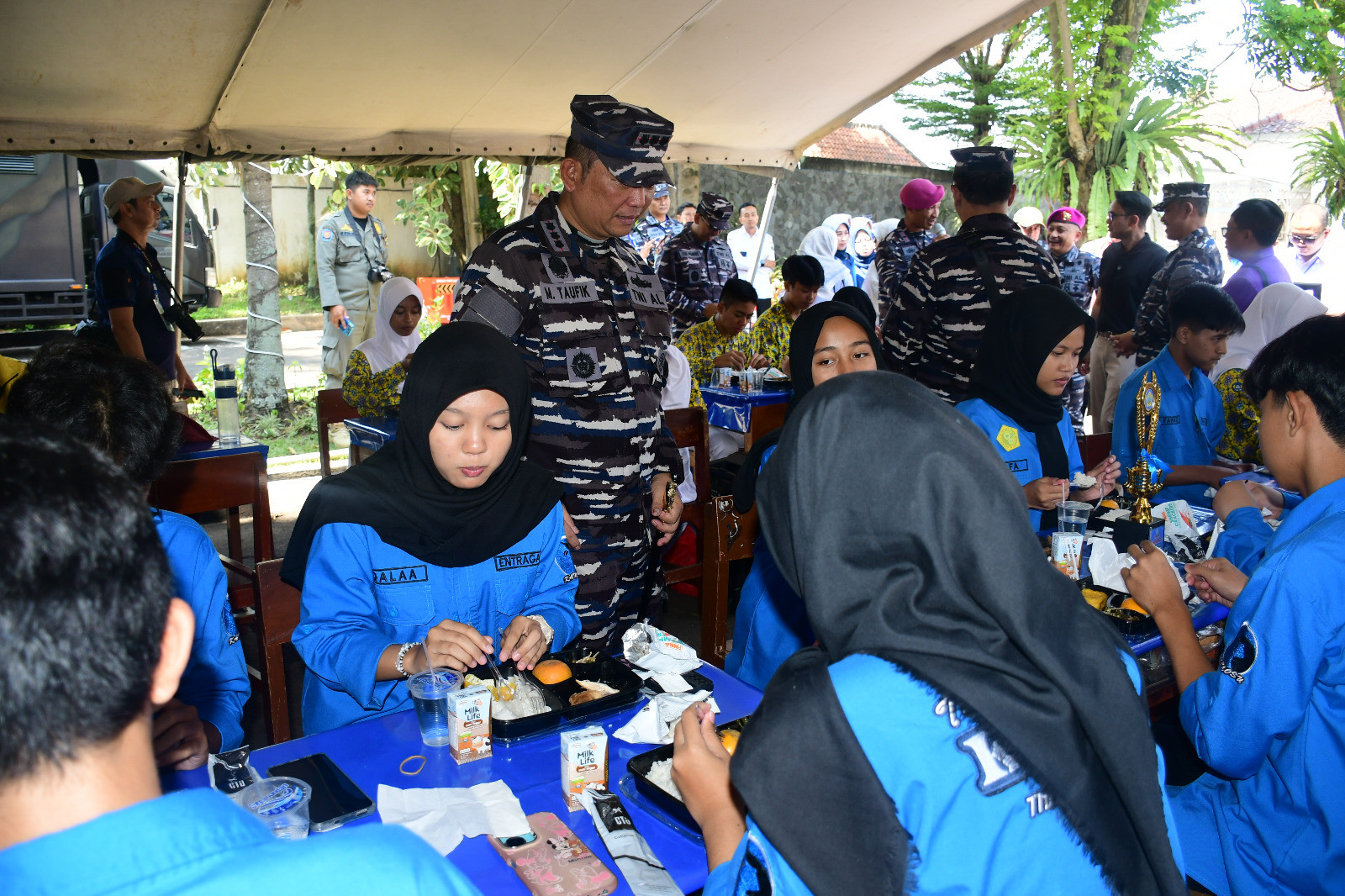Komandan Lanal Bandung Hadiri Peringatan Hari Anak Nasional Tahun 2025 Melalui Bakti Kesehatan di Kabupaten Cianjur