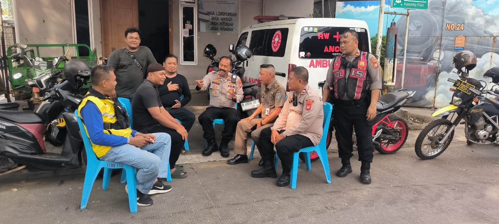Jaga Jakarta On The Spot, Wakapolsek Pademangan Ajak Warga Aktif Jaga Keamanan Lingkungan