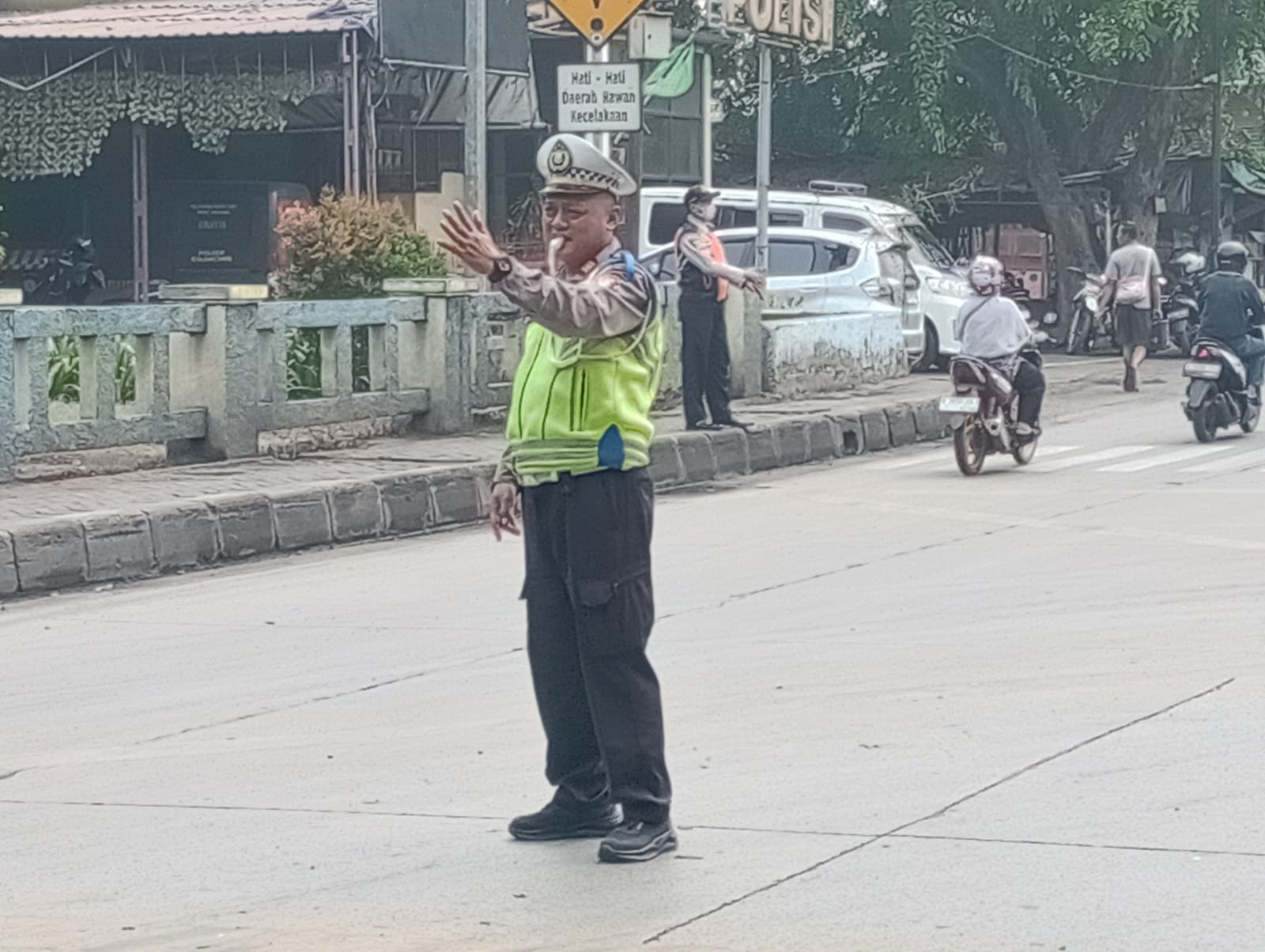 Satlantas Polres Metro Jakut Gencarkan Edukasi Tertib Berlalu Lintas dalam Ops Patuh Jaya 2026
