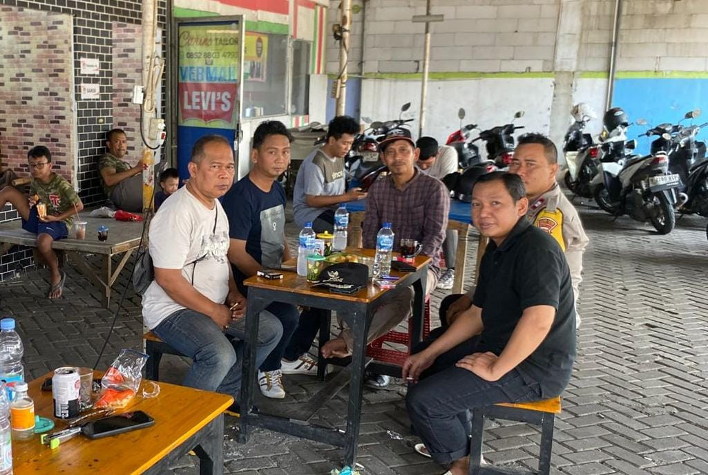 Sinergitas Polri dan Aparatur Pemerintah Monitoring Kegiatan Opsir PBB di Wilayah Kelurahan Cimuning