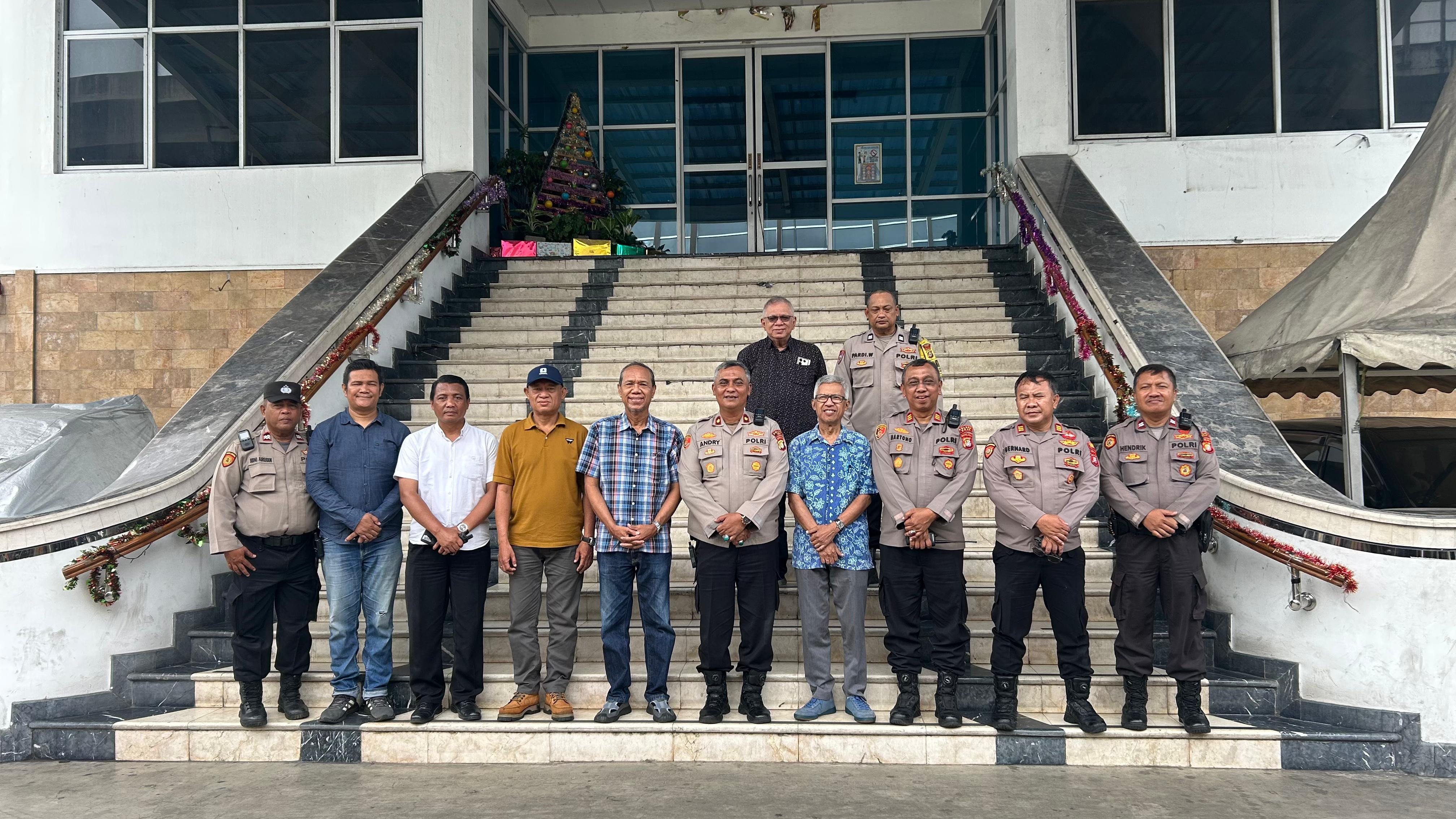 Polsek Koja Cek Kesiapan Gereja Jelang Natal 2025, Pastikan Ibadah Berlangsung Aman dan Kondusif