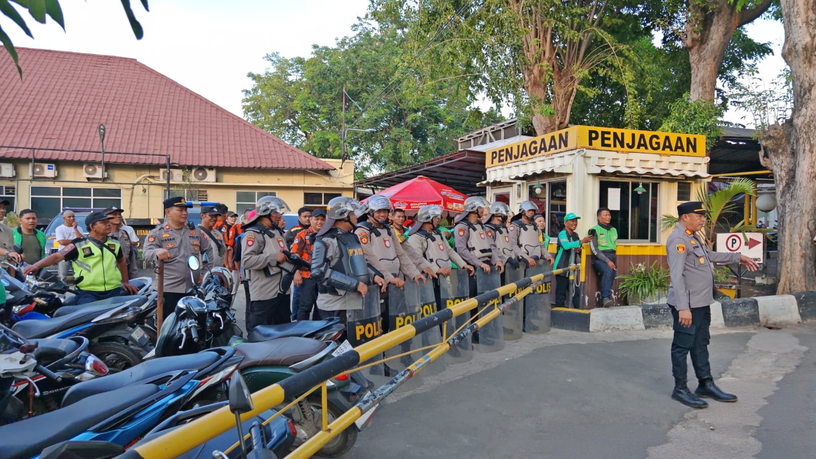 Simulasi Sispam Mako di Polsek Cilincing, Polisi dan Warga Bersinergi Hadapi Situasi Kontinjensi