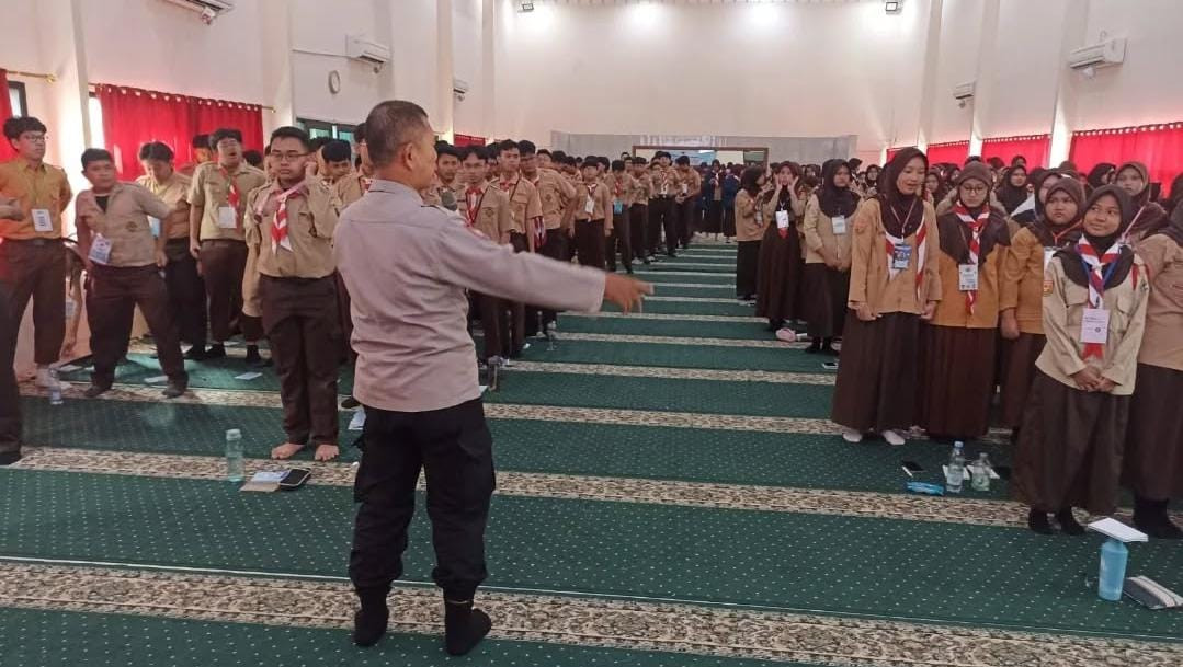 Panit Binmas Polsek Bekasi Selatan Berikan Penyuluhan 4 Pilar Kebangsaan di SMA Islam PB Sudirman