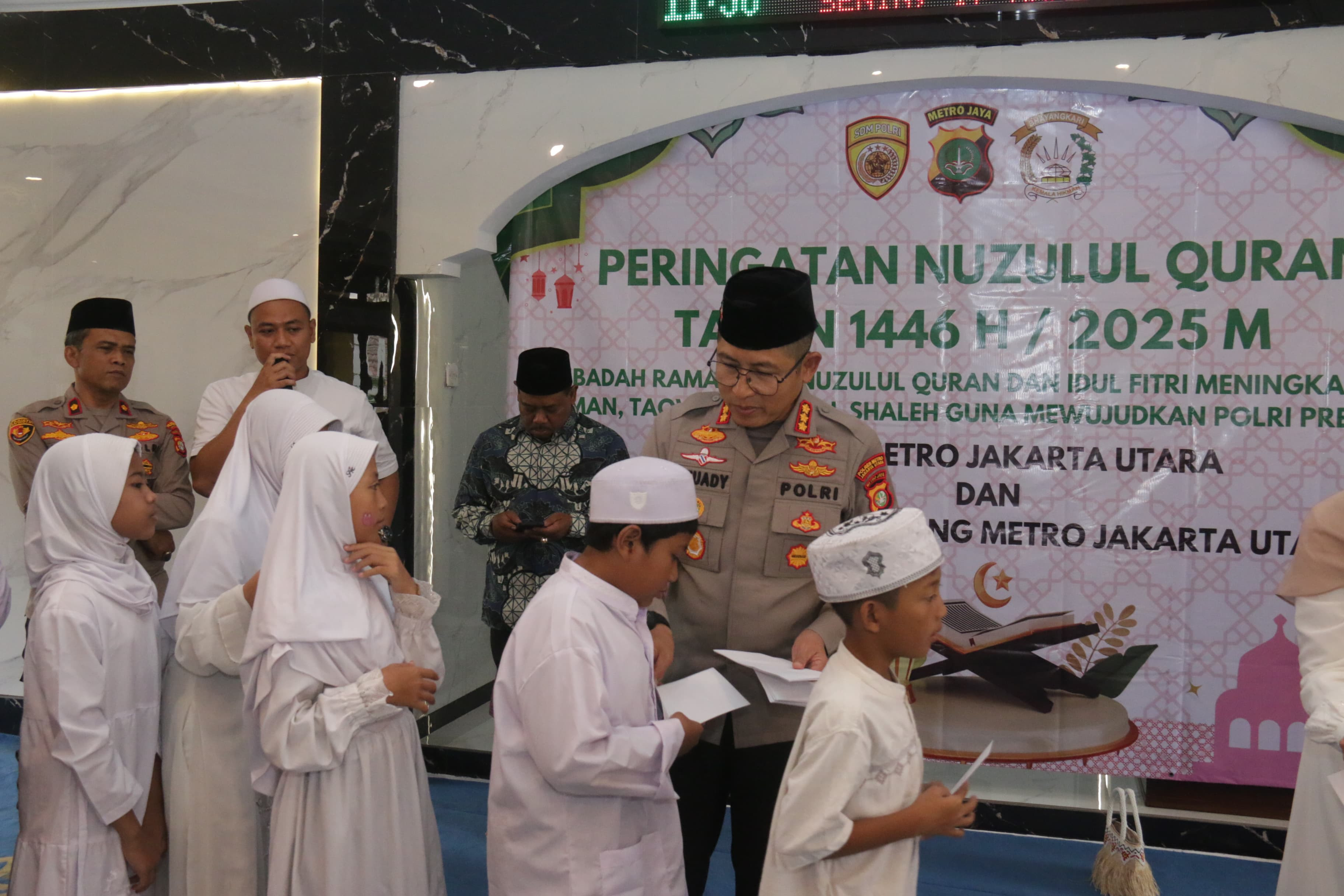 Polres Metro Jakarta Utara Peringati Nuzulul Qur’an 1446 H dan Santuni Anak Yatim