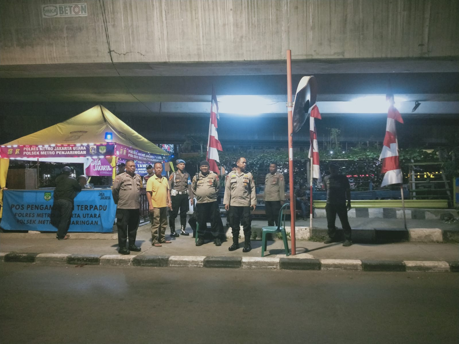 Polsek Metro Penjaringan Gelar Patroli KRYD Tengah Malam, Antisipasi Tawuran dan Kejahatan Jalanan