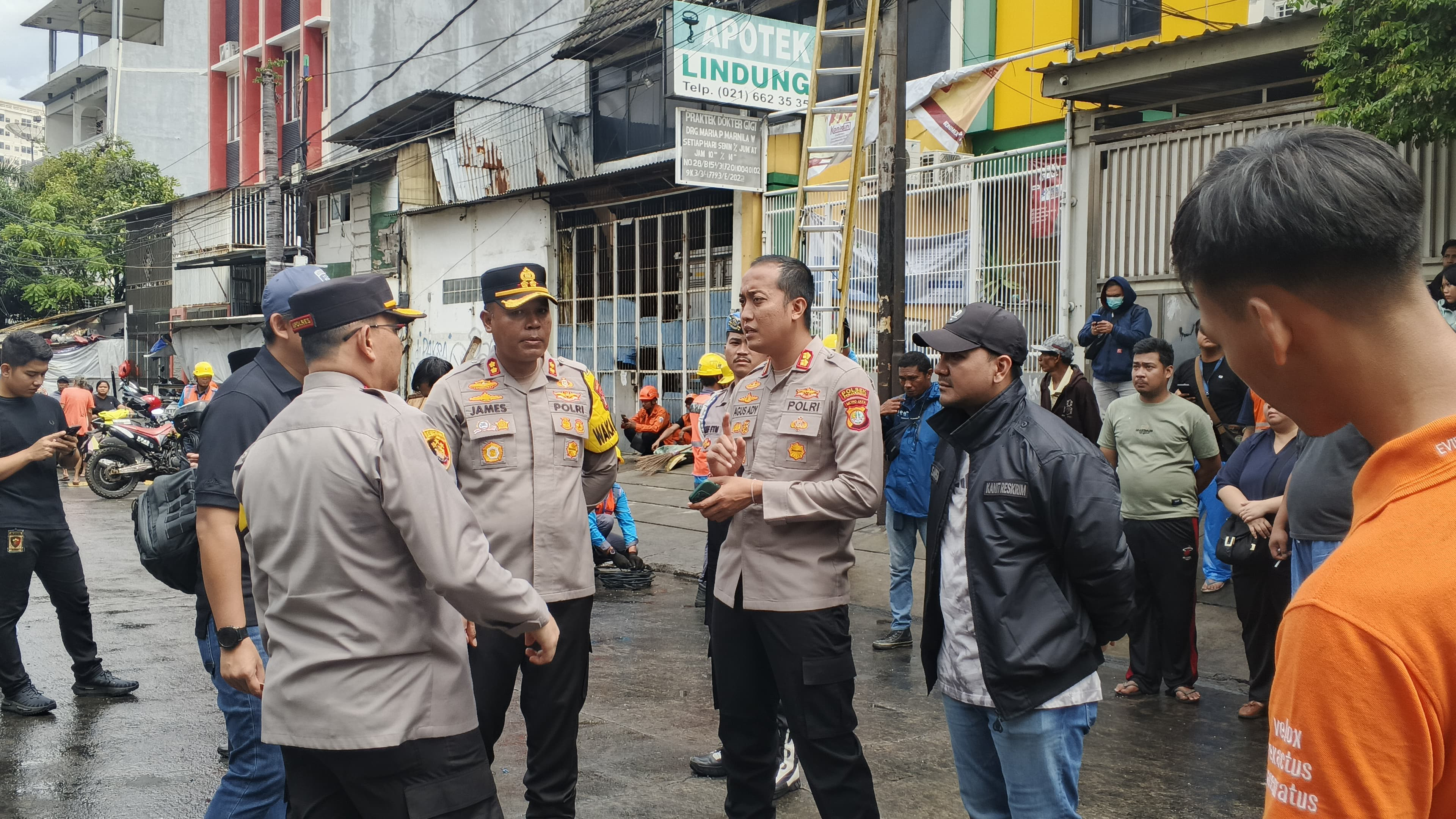 Kapolres Metro Jakarta Utara Tinjau Lokasi Kebakaran di Penjaringan, Lima Orang Meninggal Dunia