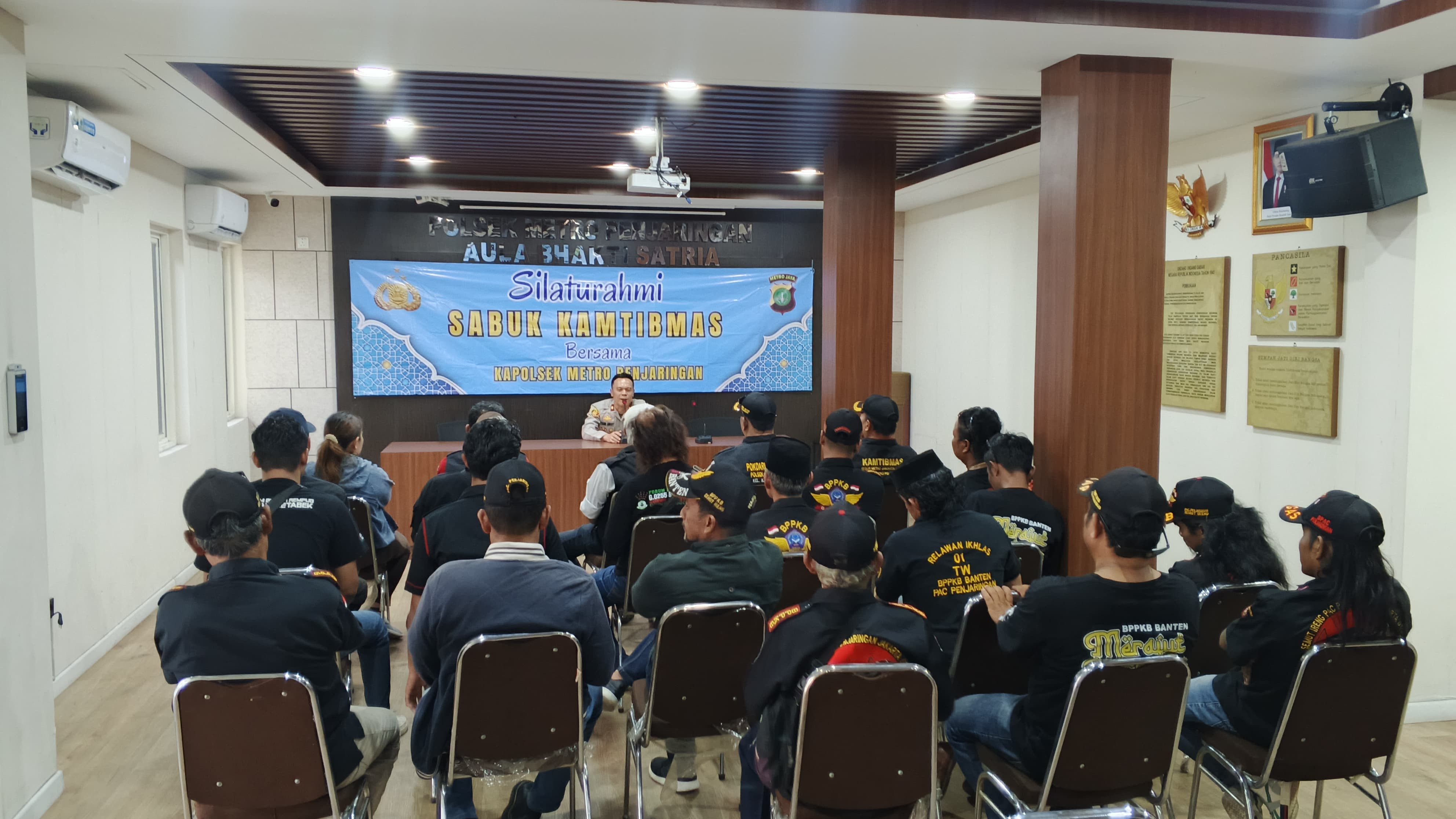 Polsek Metro Penjaringan Rangkul Ormas dan Potmas Lewat Sabuk Kamtibmas, Perkuat Sinergi Jelang May Day 2026