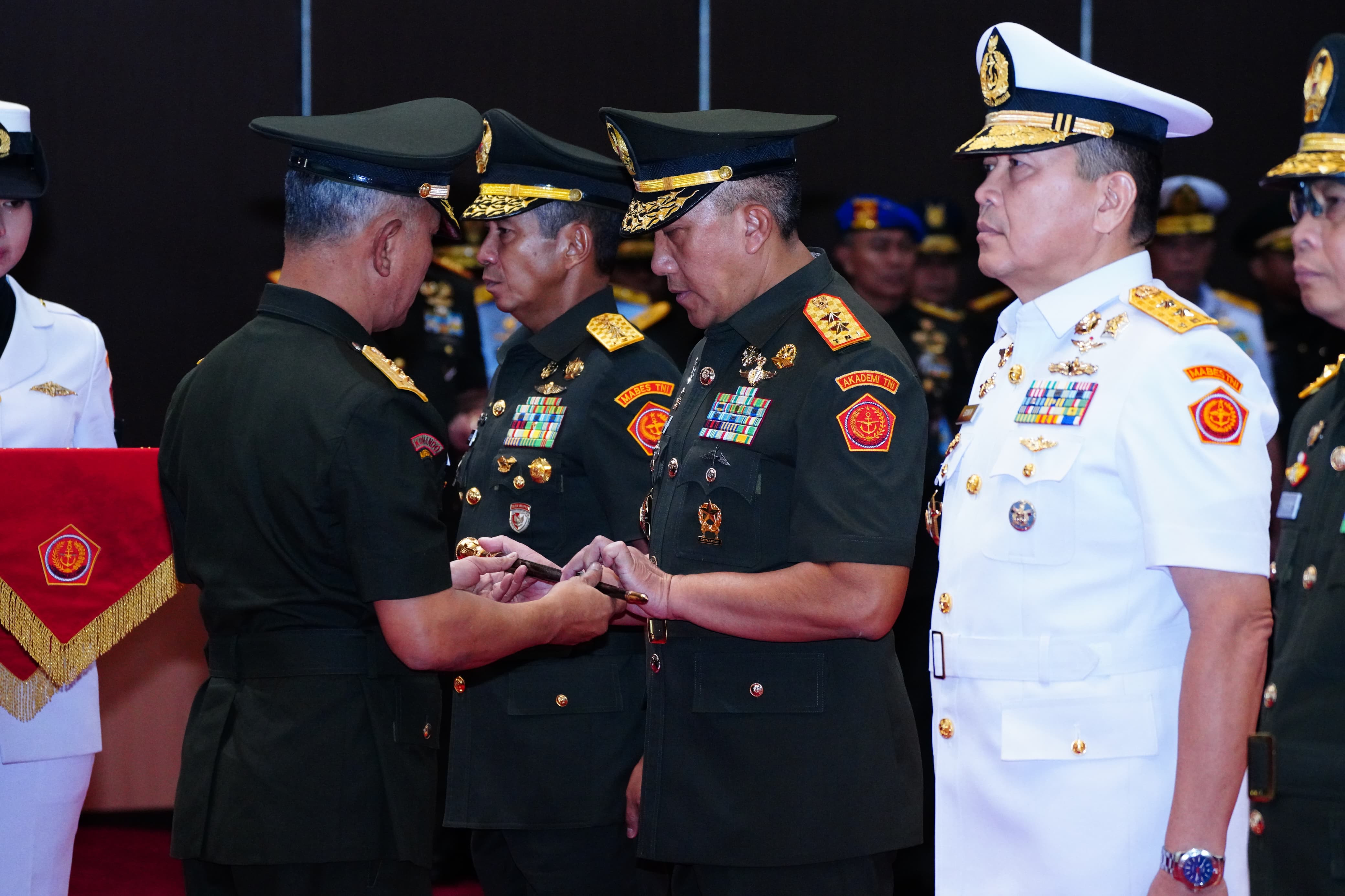 Dorong Semangat Baru di Tubuh TNI, 6 Jabatan Strategis Diserahterimakan