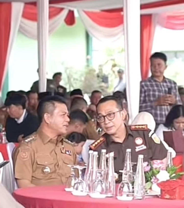 Foto Kebersamaan Bupati dan Kajari di Tengah Sorotan Konflik Kepentingan Penanganan Kasus Hukum