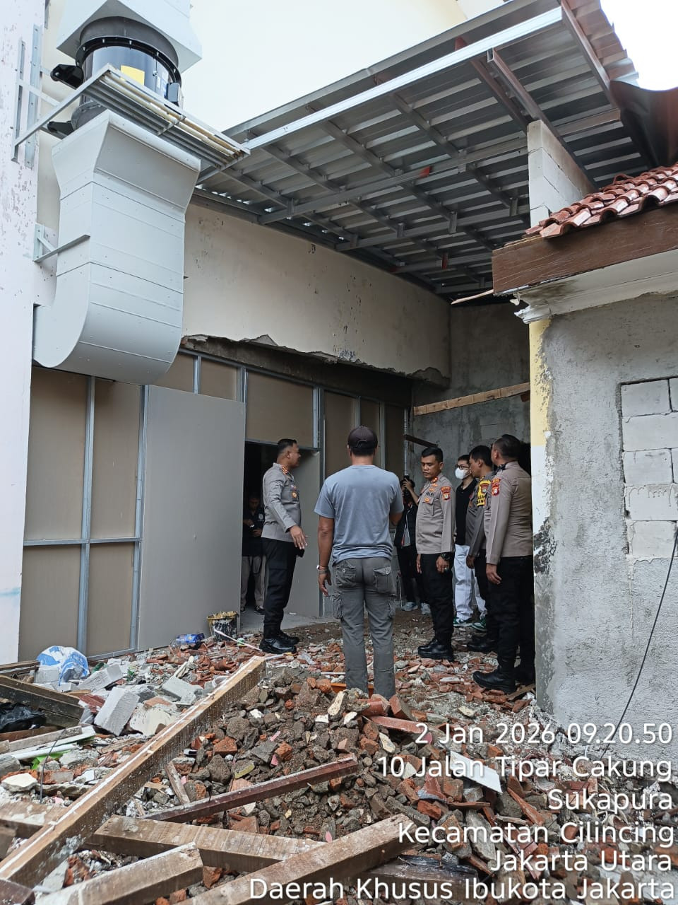 Waka Polres Metro Jakarta Utara Tinjau Pembangunan Dapur SPPG Sukapura, Dukung Program Jaga Jakarta+