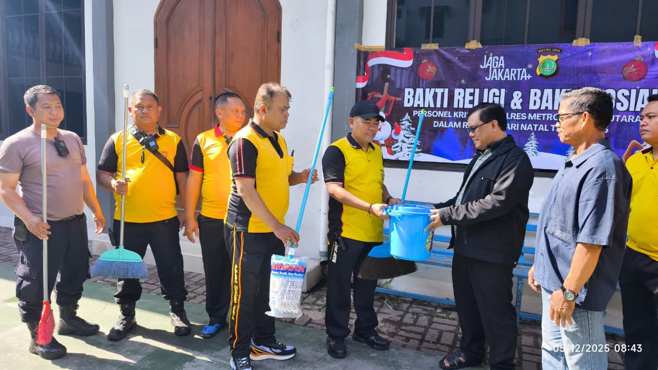 Polsek Pademangan Gelar Bakti Religi dan Sosial Jelang Natal 2025, Wujud Pengayoman Polri di Wilayah