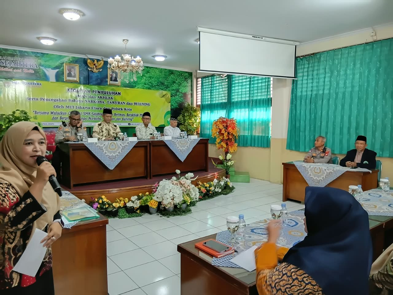 Cegah Tawuran dan Narkoba, Kapolsek Koja Bekali Pelajar SMK Sejahtera