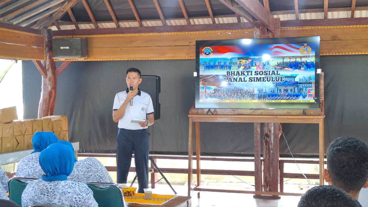 Danlanal Beserta Prajurit Lanal Simeulue Laksanakan Olahraga Bersama, Bakti Sosial dan Bakti Kesehatan Dalam Rangka Memeperingati HUT Ke- 80 TNI Angkatan Laut