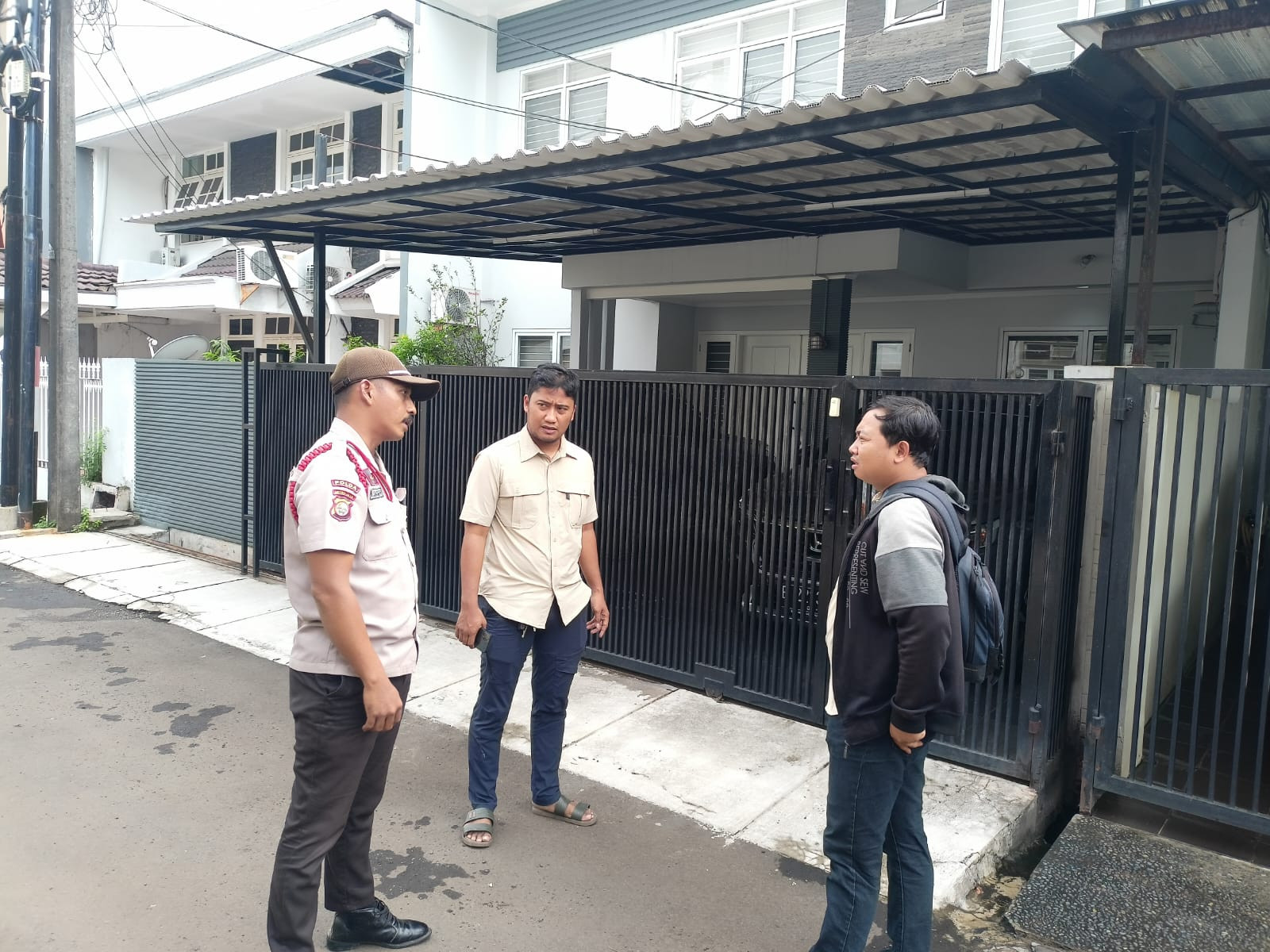 Viral! Pria di Kelapa Gading Curi Gantungan Sampah, Polisi Ungkap Fakta Mengejutkan